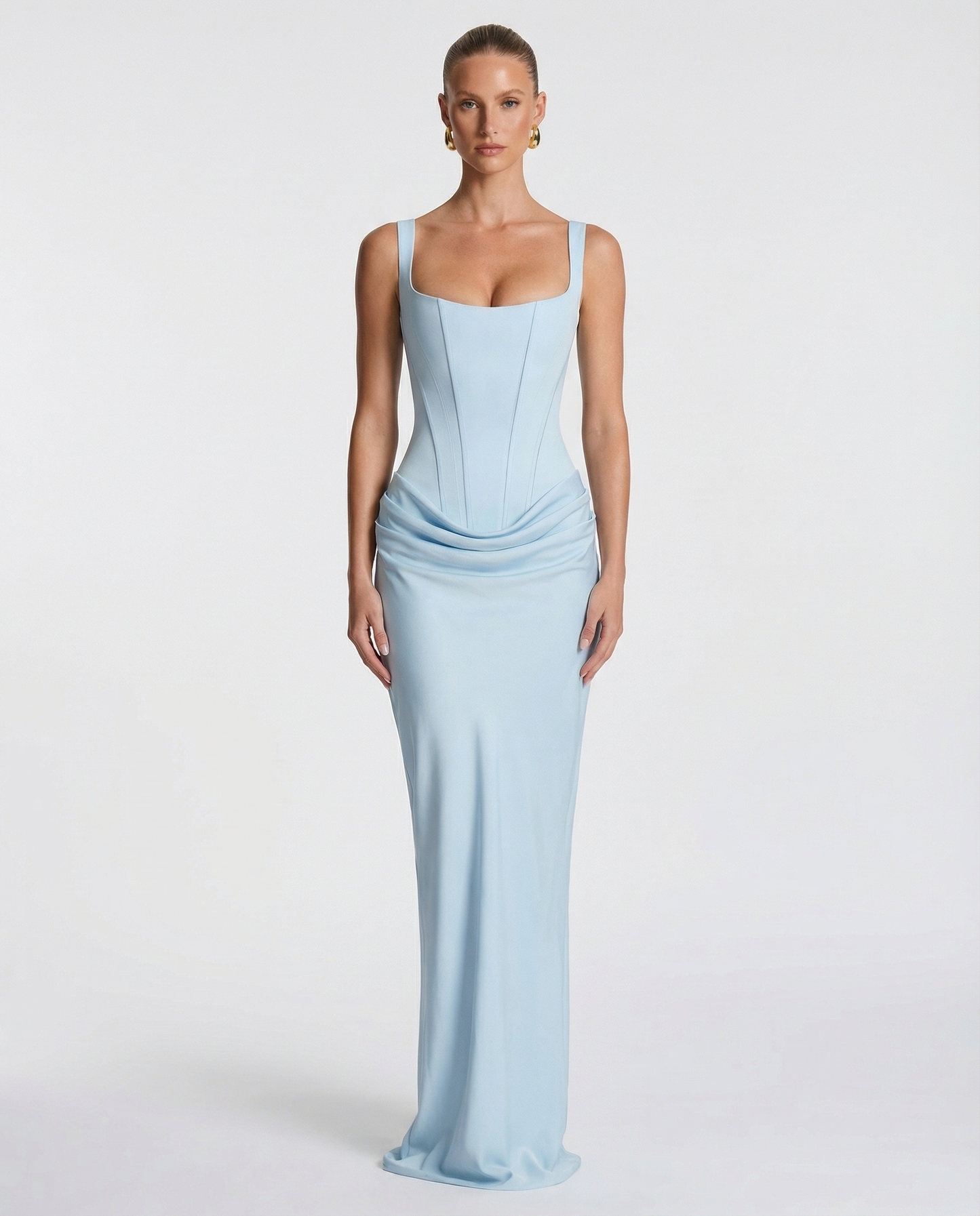 Sukienka maxi Eva Hourglass w kolorze jasnoniebieskim